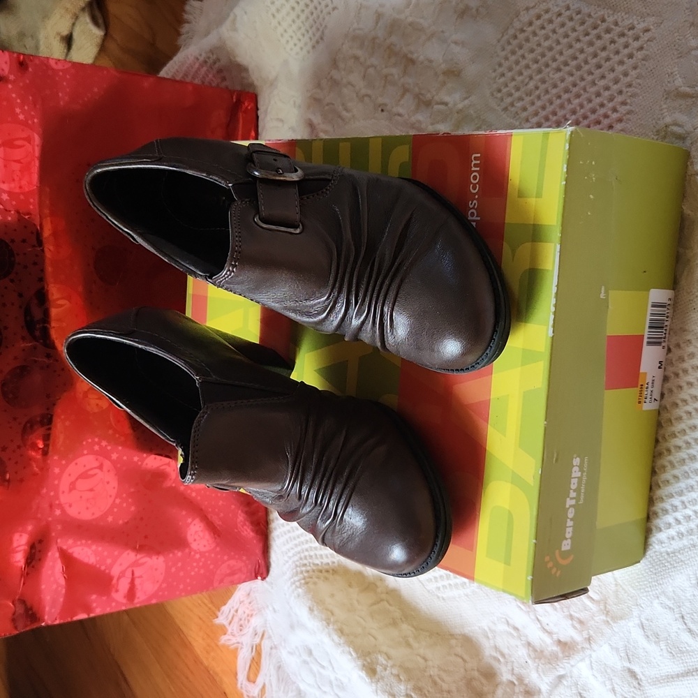 BareTraps dark gray women's shoes size7